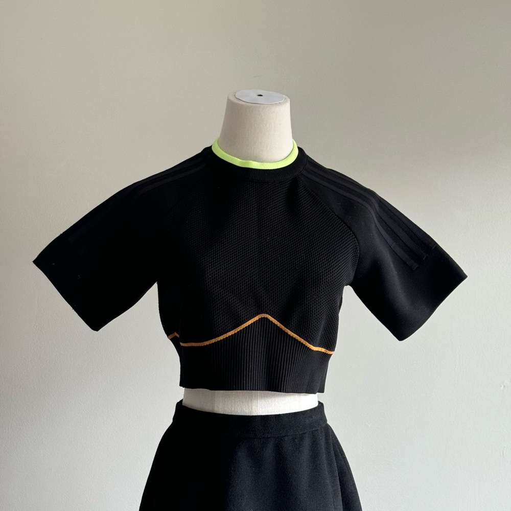 Ivy Park Adidas by Beyonce knit crop top in black sz XL